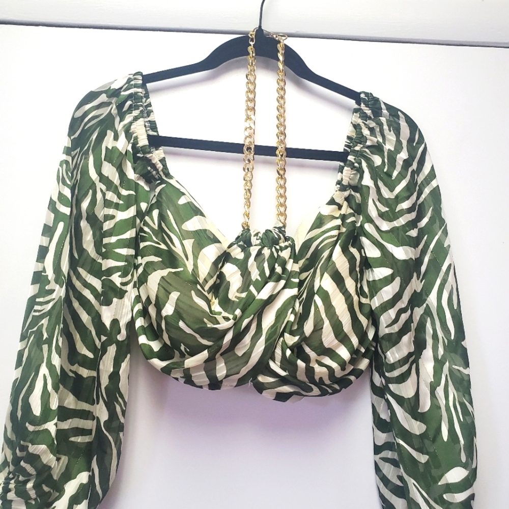 Statement crop top
